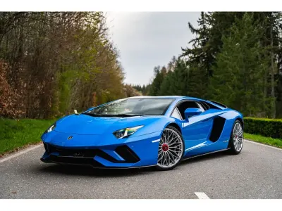 Usata Lamborghini Aventador 740 CV (544 kW) 2017 Blu