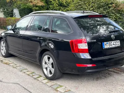 Gebraucht Skoda Octavia 150 PS (110 kW) 2015 Schwarz Kombi