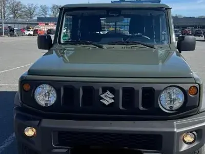 Usata Suzuki Jimny 102 CV (75 kW) 2022 Verde SUV