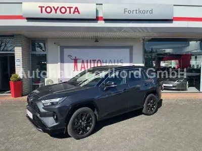 Gebraucht Toyota RAV4 Hybrid Style 219 PS (161 kW) 2025 Grau metallic (1g3) SUV