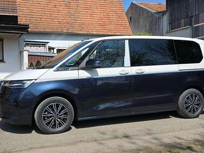 Neu VW Multivan 245 PS (180 kW) 2026 Weiß blau Van