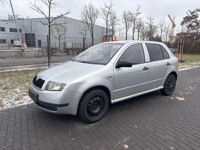 Gebraucht Skoda Fabia 75 PS (55 kW) 2002 Silber Limousine