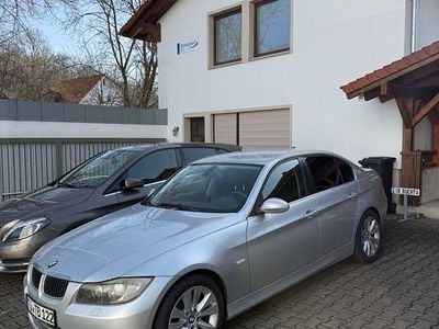 Gebraucht BMW 325 218 PS (160 kW) 2005 Silber Limousine