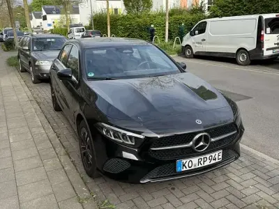 Second-hand Mercedes A250 Advanced 163 CP (119 kW) 2023 Berlinǎ