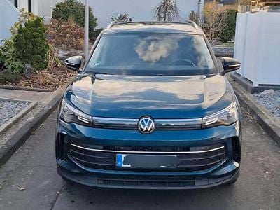 Gebraucht VW Tiguan Goal 150 PS (110 kW) 2025 Blau SUV