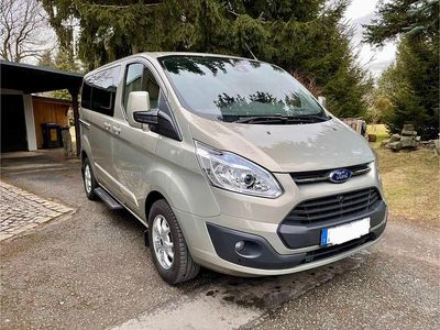 Gebraucht Ford Tourneo Titanium 155 PS (114 kW) 2015 Beige Van / Kleinbus