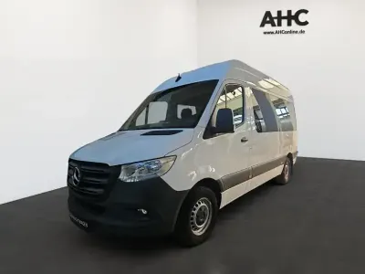 Używany Mercedes Sprinter 170 KM (125 kW) 2023 Biały Van