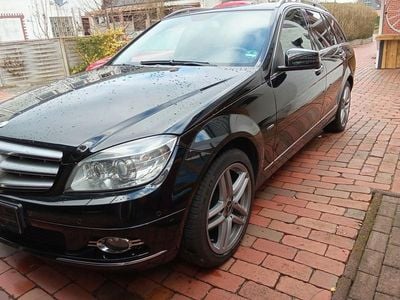Gebraucht Mercedes C220 Avantgarde 170 PS (125 kW) 2010 Schwarz Kombi