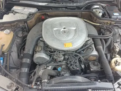 Gebraucht Mercedes E500 231 PS (169 kW) 1984 Grau Limousine