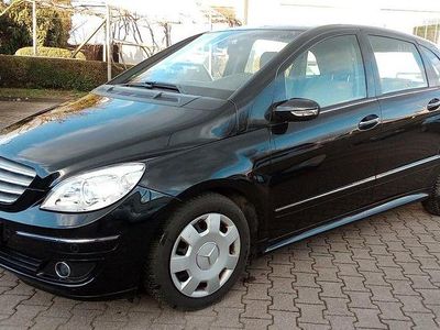 Używany Mercedes B200 193 KM (141 kW) 2005 Czarny Minivan