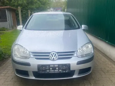Gebraucht VW Golf V 75 PS (55 kW) 2005 Silber Kleinwagen