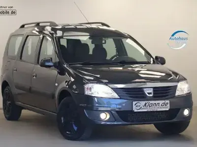 Usata Dacia Logan MCV Lauréate 96 CV (70 kW) 2009 Grigio Station wagon