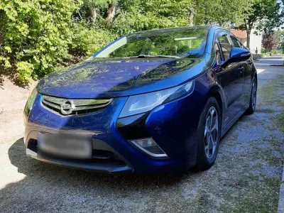 Gebraucht Opel Ampera Comfort Edition 151 PS (111 kW) 2013 Blau Kleinwagen
