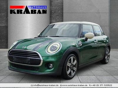Gebraucht Mini Cooper 136 PS (100 kW) 2020 British racing green iv metallic Kleinwagen
