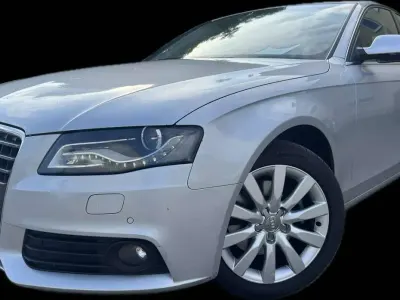 Gebraucht Audi A4 Ambition 160 PS (117 kW) 2010 Eissilber metallic Limousine