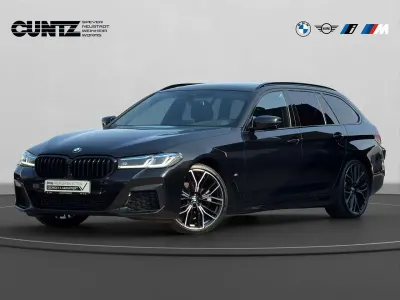 Gebraucht BMW 520 M Sport 190 PS (139 kW) 2023 Schwarz Limousine