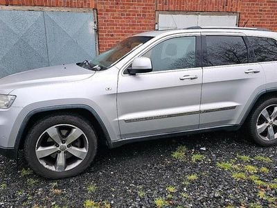 Gebraucht Jeep Grand Cherokee Overland 241 PS (177 kW) 2013 Silber SUV
