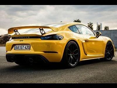 Porsche 718 Cayman GT4