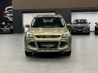 Gebraucht Ford Kuga Individual 182 PS (133 kW) 2015 Grün SUV