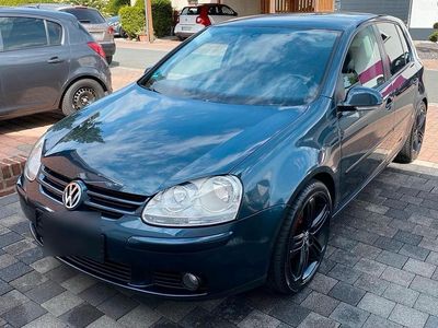 Usata VW Golf V 105 CV (77 kW) 2007 Blu Berlina