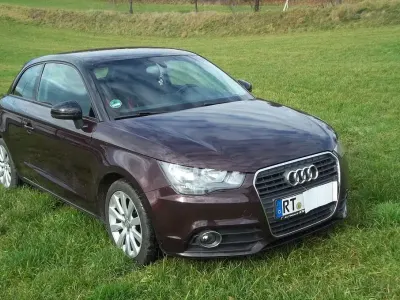 Brugt Audi A1 Attraction 90 HK (66 kW) 2012 Lilla Hatchback