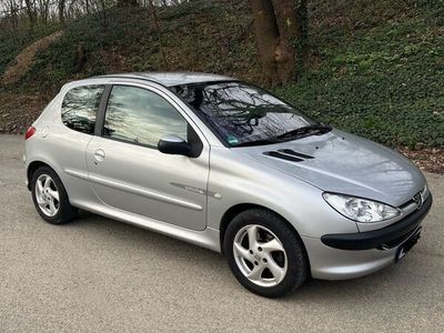 gebraucht Peugeot 206 mit TÜV !!