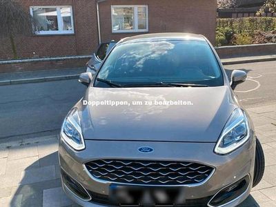 Gebraucht Ford Fiesta Vignale 101 PS (74 kW) 2018 Gold Kleinwagen