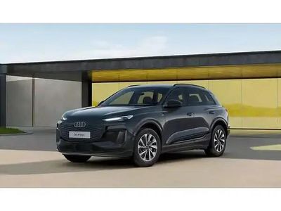 Nuova Audi e-tron Ambiente 185 kW (252 CV) 2026 Grigio SUV