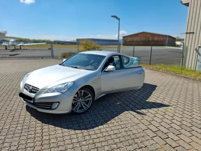 Gebraucht Hyundai Genesis 303 PS (222 kW) 2012 Silber Coupé