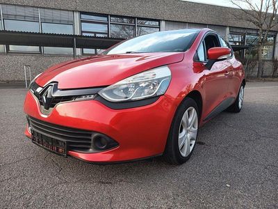 Gebraucht Renault Clio IV Dynamique 90 PS (66 kW) 2015 Rot Kleinwagen