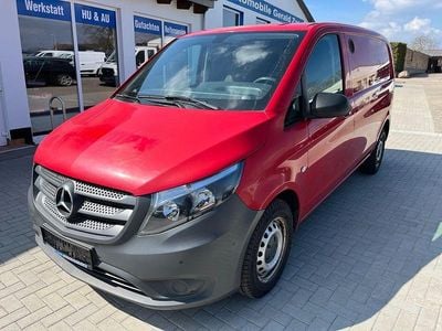 Second-hand Mercedes Vito 114 CP (83 kW) 2019 Roșu Van