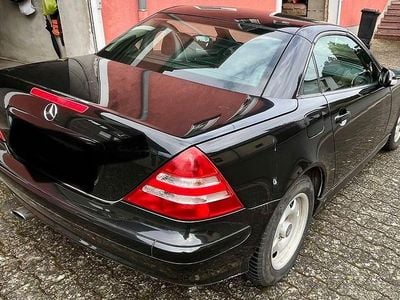 Gebraucht Mercedes SLK200 163 PS (119 kW) 2002 Schwarz Cabrio
