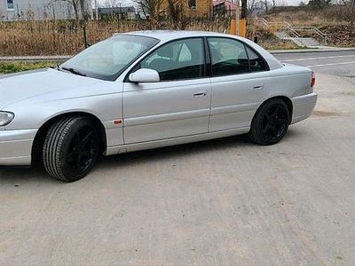 Gebraucht Opel Omega 173 PS (127 kW) 2000 Silber Limousine
