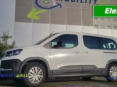 Neu Peugeot e-Rifter 100 kW (136 PS) 2026 Weiß Van / Kleinbus