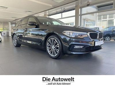 Gebraucht BMW 520 Sport Line 190 PS (139 kW) 2018 Black sapphire (schwarz) Kombi