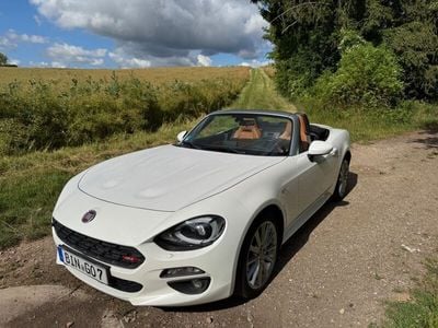 Fiat 124 Spider