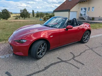 Gebraucht Mazda MX5 Sports-Line 160 PS (117 kW) 2016 Rot Cabrio