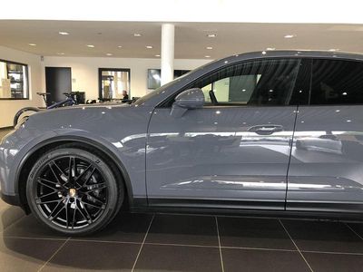 Gebraucht Porsche Macan 264 kW (360 PS) 2024 Grau SUV