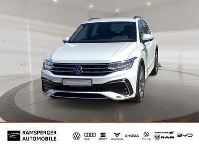 Usata VW Tiguan R-line 150 CV (110 kW) 2023 Bianco SUV