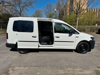 Weiß Gebraucht 2019 VW Caddy Maxi Van / Kleinbus | 10.250 € (Guter Preis)