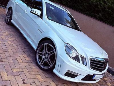Mercedes E63 AMG