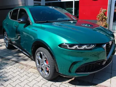 Gebraucht Alfa Romeo Tonale Edizione Speciale 179 PS (131 kW) 2023 Grün SUV