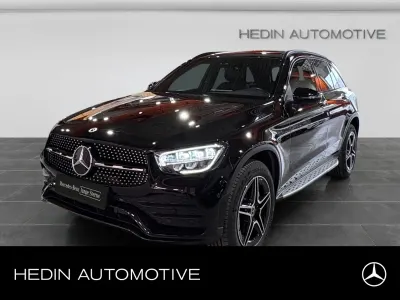 Używany Mercedes GLC300e AMG 194 KM (142 kW) 2021 Czarny Sedan/Limuzyna