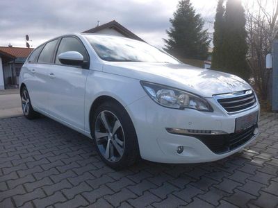 Gebraucht Peugeot 308 SW Active 131 PS (96 kW) 2015 Weiß Kombi