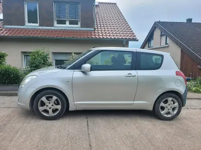 Gebraucht Suzuki Swift Comfort 92 PS (67 kW) 2026 Grau Kleinwagen