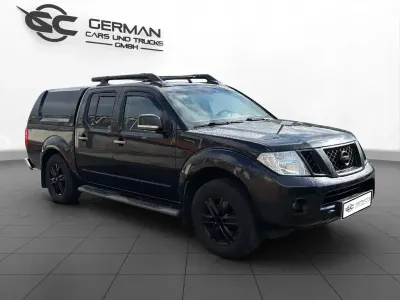 Käytetty Nissan Navara Platinum 190 HP (139 kW) 2013 Musta Nouto