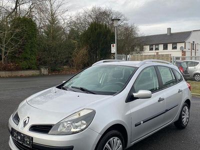 Gebraucht Renault Clio GrandTour Dynamique 75 PS (55 kW) 2008 Silber Kombi