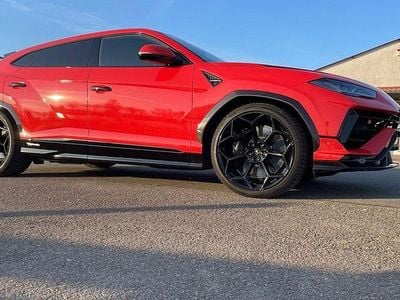 Gebraucht Lamborghini Urus 666 PS (489 kW) 2025 Rot SUV