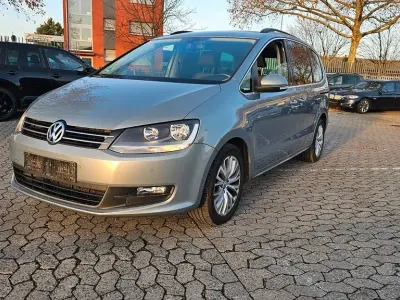 Gebraucht VW Sharan Comfortline 140 PS (102 kW) 2011 Grau Van / Kleinbus