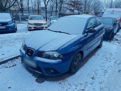 Blau Gebraucht 2006 Seat Ibiza Kleinwagen | 350 € (Superpreis)
